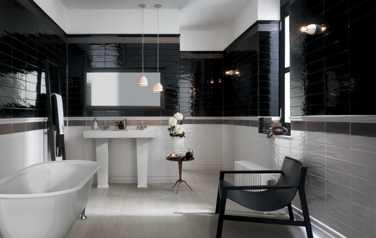 Fekete-fehér szín egyensúly fürdőszoba