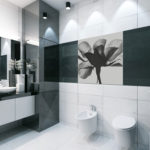 Fekete-fehér fürdőszoba sötét üveg zuhannyal