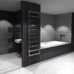 Fekete-fehér fürdőszoba falrészekkel