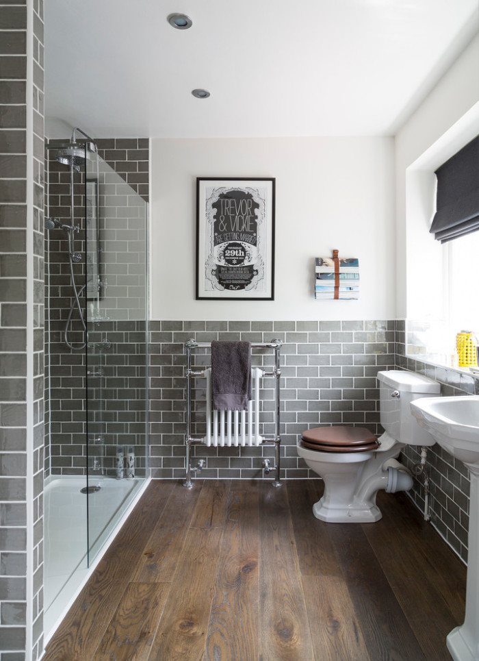 wooden floor in the bathroom