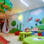 Trang trí phòng trẻ em trần sơn gác mái