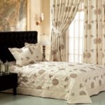 Bir yatak odası ve bir stilde bir yatak ve perdeler gardırop Dekoru