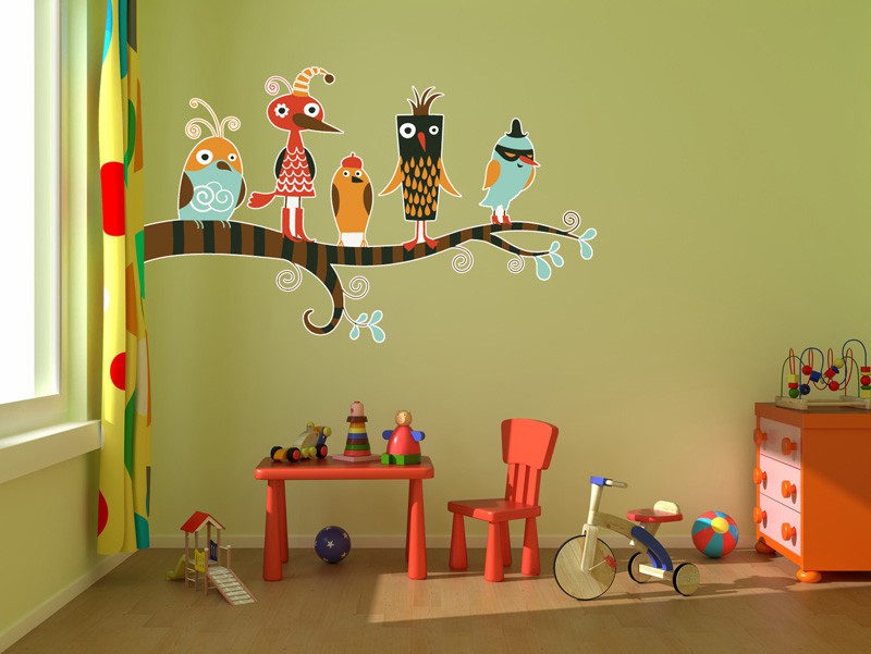 Výzdoba v dětském pokoji nástěnná malba a nábytek