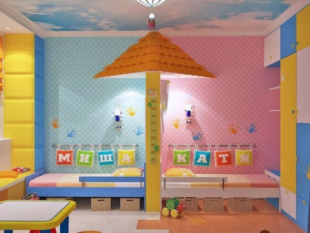 Projeto de um quarto infantil para dois nomes de crianças heterossexuais