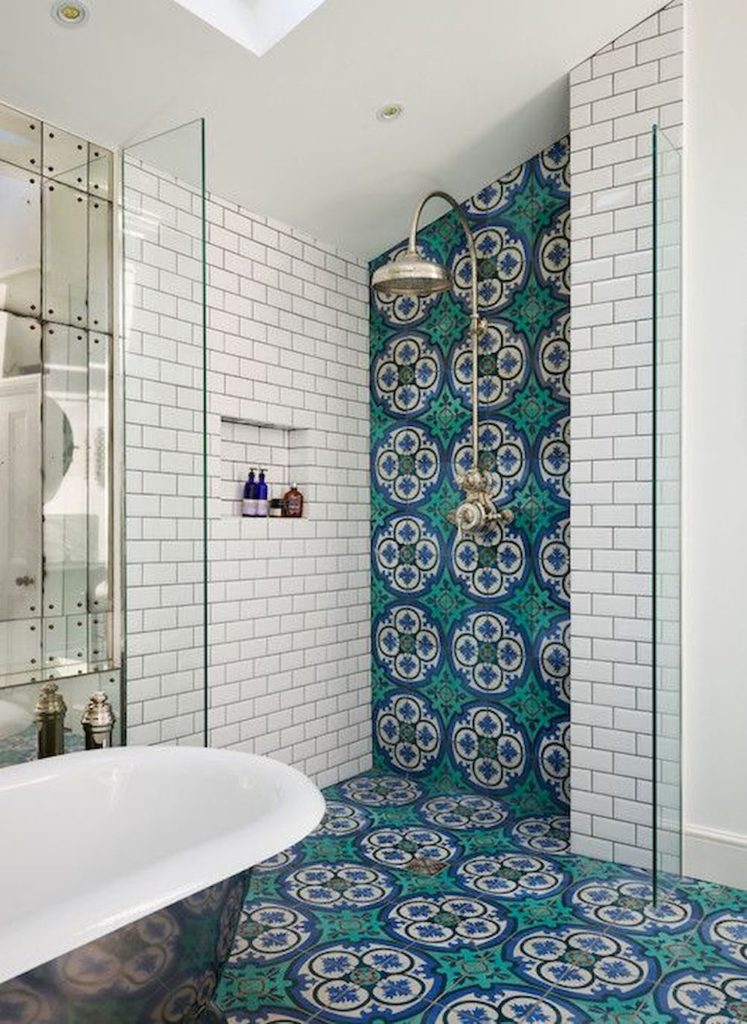 Mosaïque pour salle de bain et carrelage