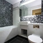Mozaika v malé koupelně