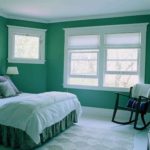 Trang trí tường trong phòng ngủ màu xanh lá cây