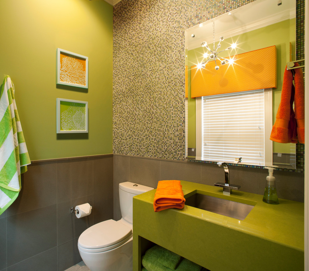 zelené odstíny v koupelně 4 m2