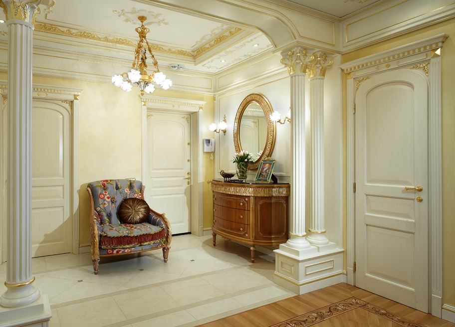 classic design of the hall in the apartment