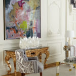 Képek a nappali belsejében egy klasszikus stílusú elvont műfajból