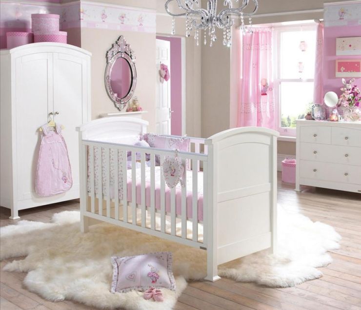 Yenidoğan mobilya için bebek odası dekorasyonu