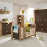 Décoration d'une chambre de bébé avec mobilier
