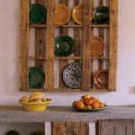 Crafts for do-it-yourself kitchens shelf for plates rustic style
