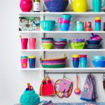 DIY crafts for the kitchen bright dishes on the shelves