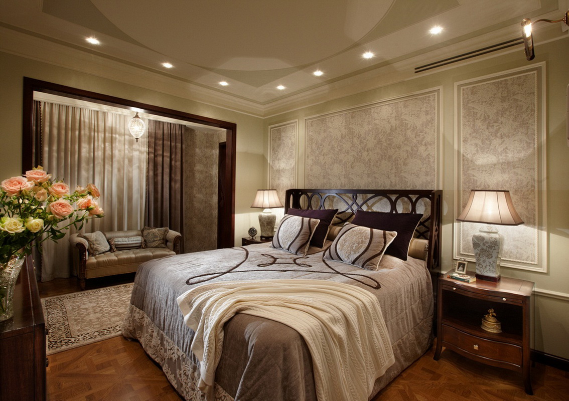 luxury bedroom design with balcony
