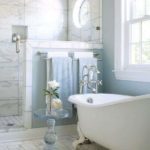 vannas istaba ar dušas dizaina interjeru