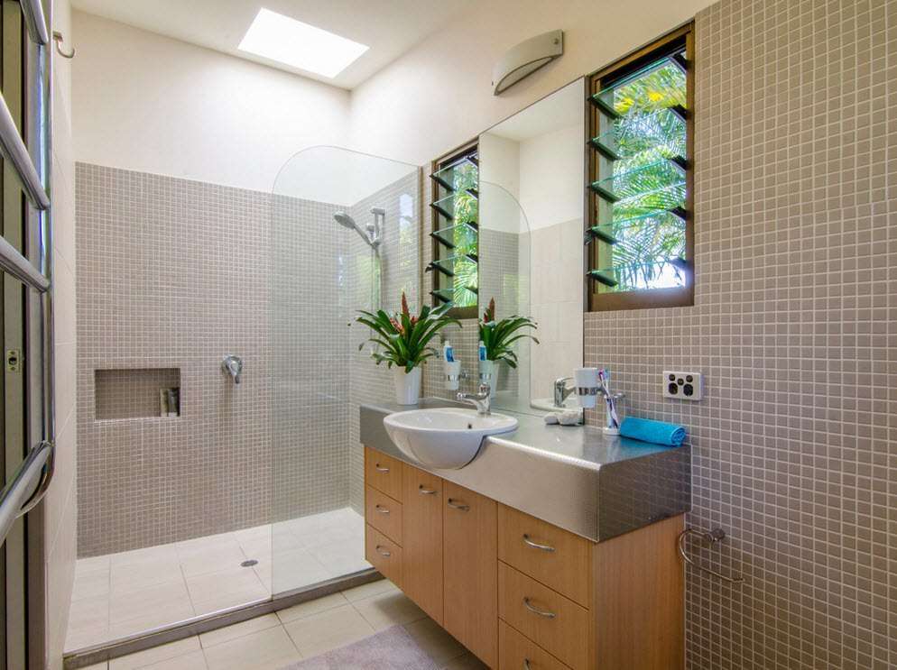 bathroom with shower photo ideas