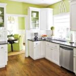 zaļas virtuves foto dizains