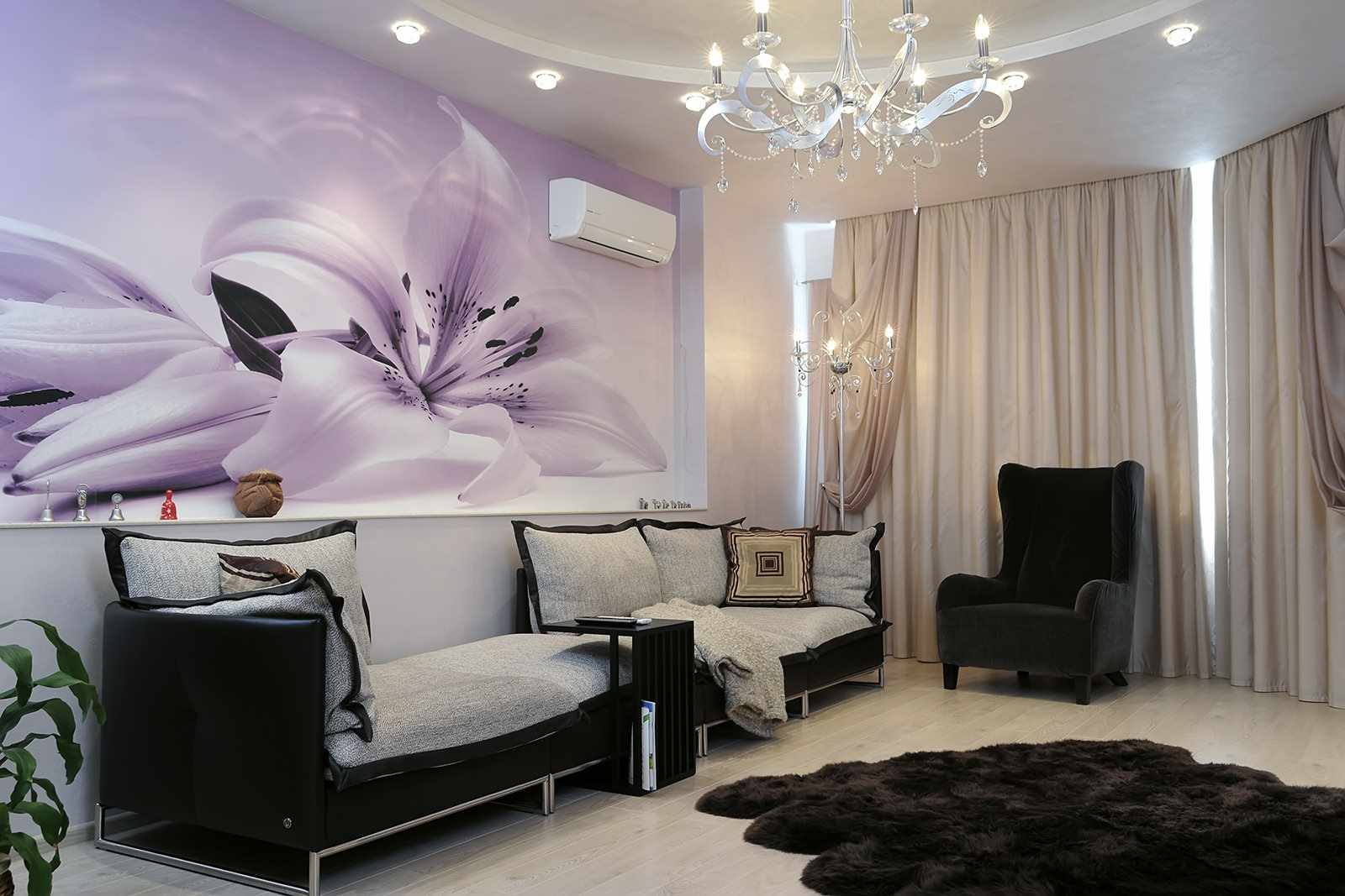 een voorbeeld van een ongewone stijl van behang voor de woonkamer