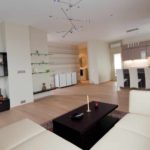 možnosť využitia svetlého interiéru obývacej izby v štýle minimalizmu fotografie