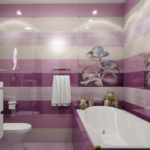 verzia svetlého interiéru kúpeľne s obkladovými fotografiami