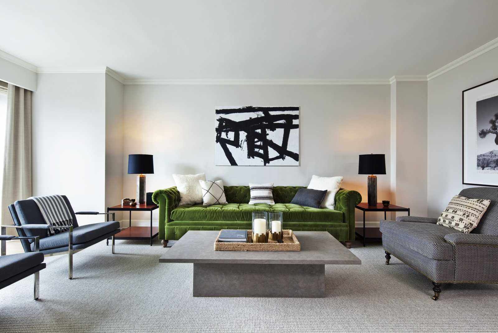 a idéia de um design incomum de uma sala de estar de 19 a 20 m²