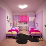 Růžový interiér místnosti dvou dcer