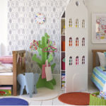 Zoneamento de um quarto infantil com móveis