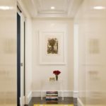 Glossy walls in narrow corridor design