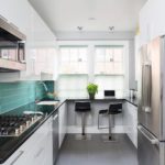 Kawasan kerja dapur dengan gaya moden