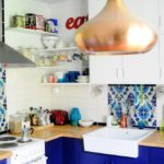 Virtuvės lempa su vario atspalviu