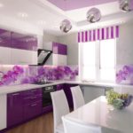 Warna ungu dalam reka bentuk dapur