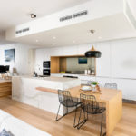 Svetlo hnedá v dizajne modernej kuchyne
