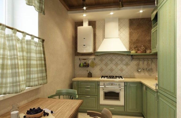 Provanso stiliaus virtuvės interjeras su dujiniu vandens šildytuvu