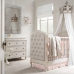Retro style in the decoration of the little princess room