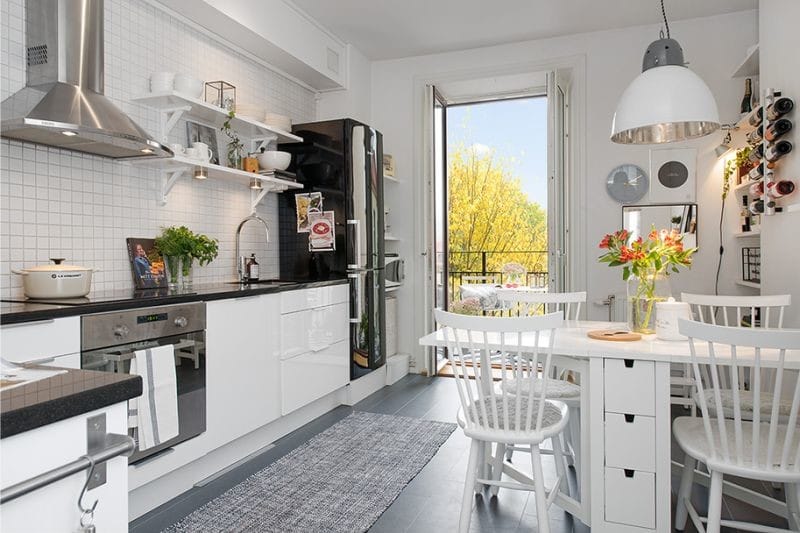 Scandinavian-style bright kitchen measuring 14 square meters