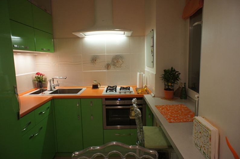 Iluminação da área de trabalho na cozinha de Khrushchev