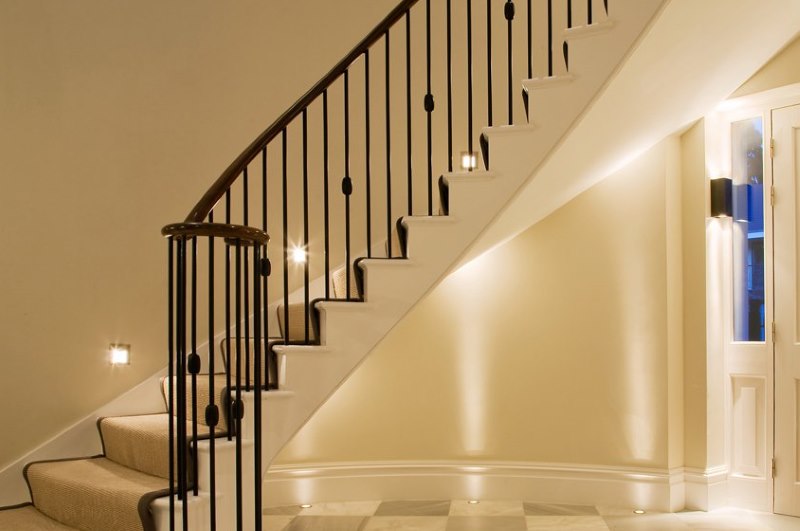 Luzes para escadas interiores