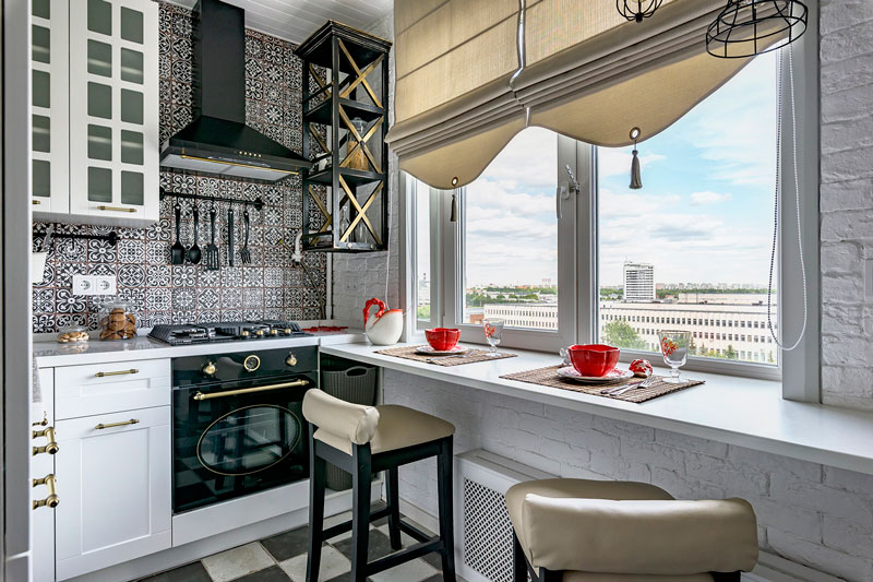 Bar counter instead of window sill in a small classic-style kitchen