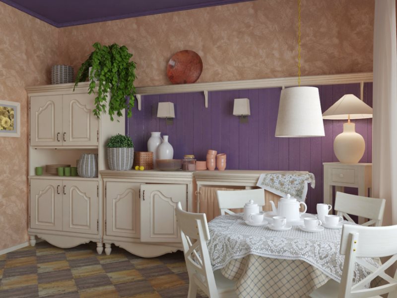 Zemniecisks virtuves interjers ar purpura priekšautu