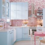 زخرفة خلفية الوردي في المطبخ
