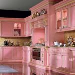 المطبخ الوردي الكلاسيكي