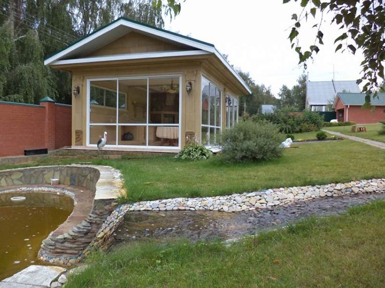 Summer cottage with a kitchen and barbecue