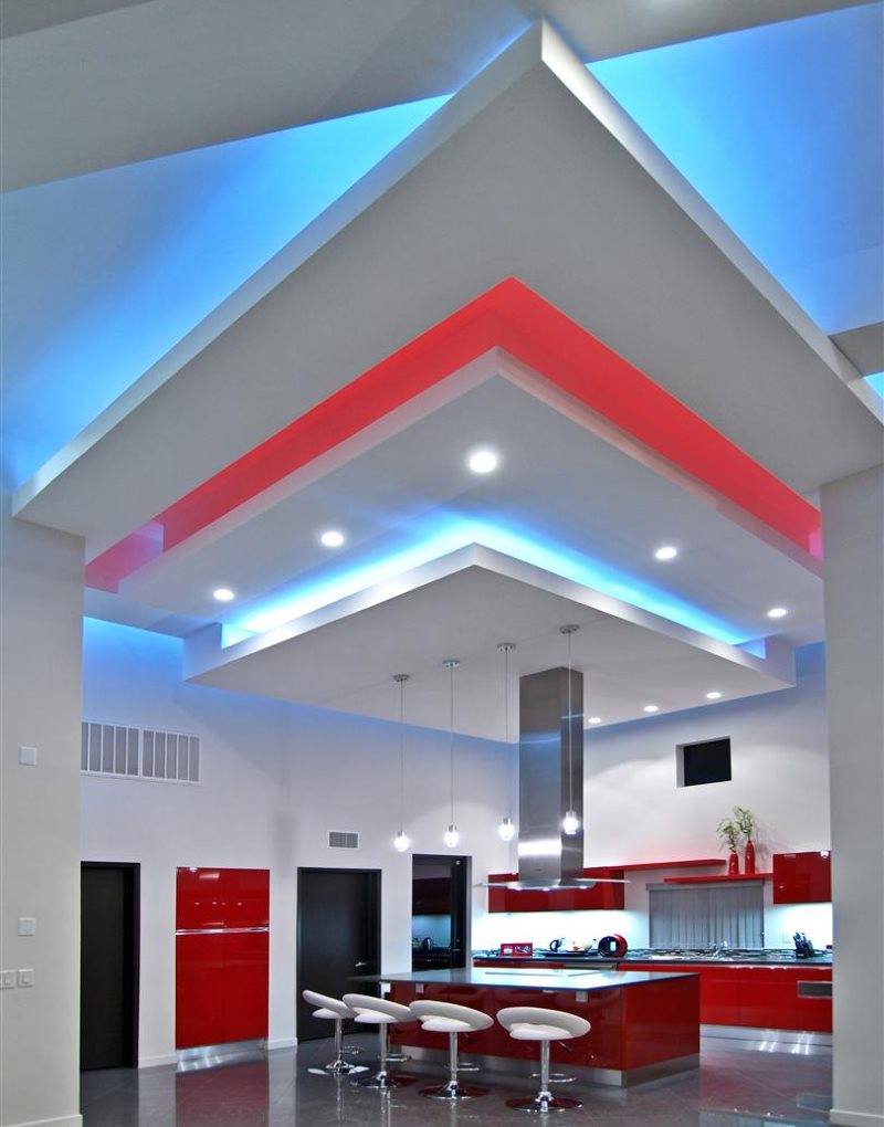 Çok seviyeli ileri teknoloji mutfak tavanında LED aydınlatma