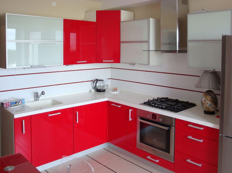 Red suite in a small kitchen Khrushchev