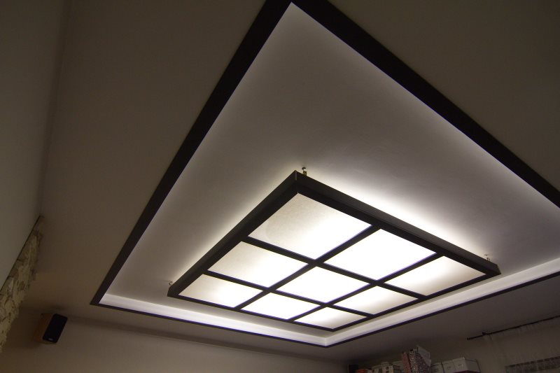 Japanese-style kitchen stream lighting