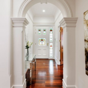 arch in the corridor photo ideas