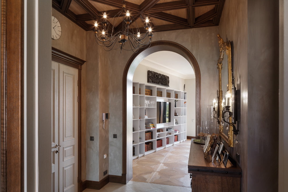 archway in the hallway overview