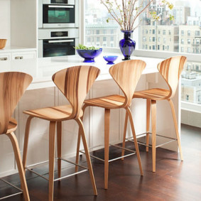 bar stools for wooden kitchen