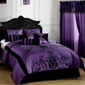 purpura guļamistabu tipu foto